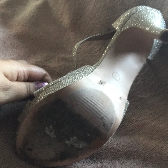 Formal heels - Picture 2 of 3